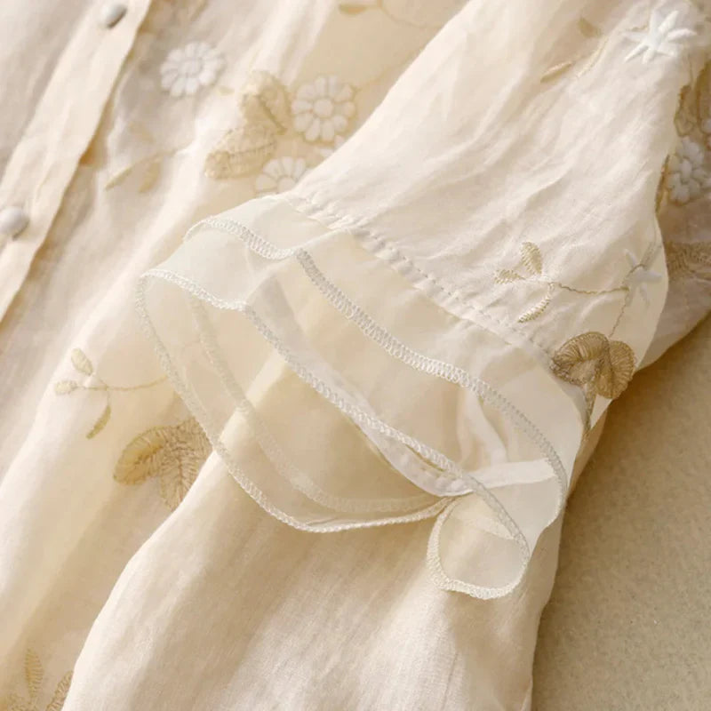 Laura™ | Blouse brodée