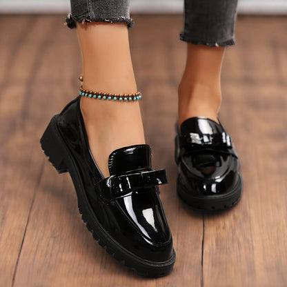 Claudine™ – Mocassins vernis à semelle stable et confort longue durée